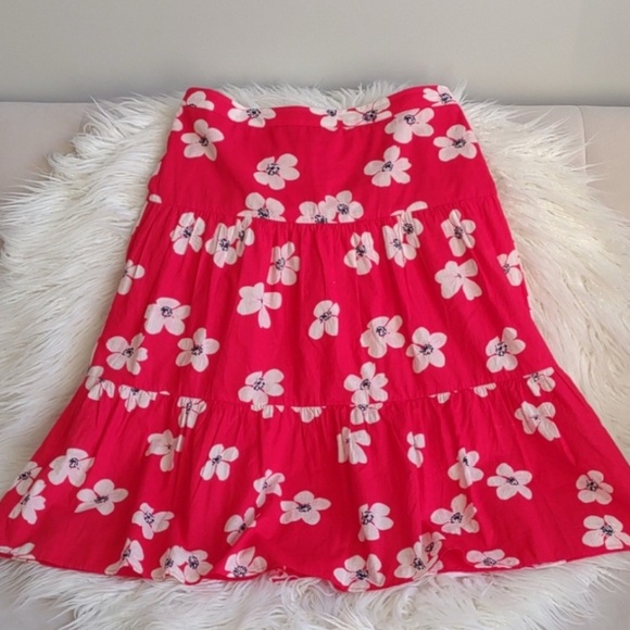 J. Crew Dresses & Skirts - JCrew Floral Pink Skirt, size M
